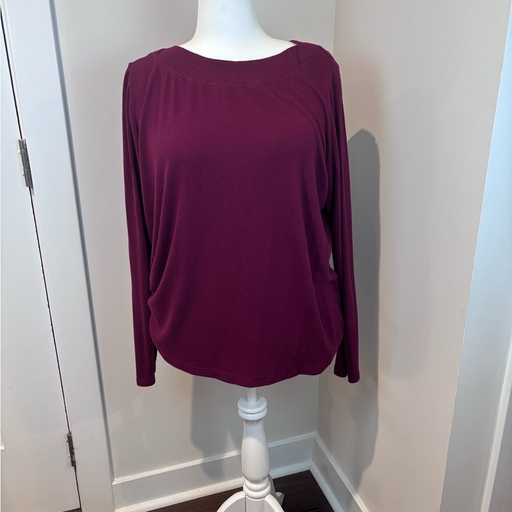 St. John’s Bay Women’s Top XXL Purple Long Sleeve Pullover
